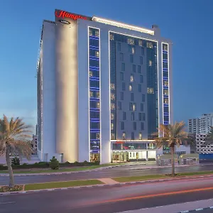 Hampton By Hilton Airport Hotell