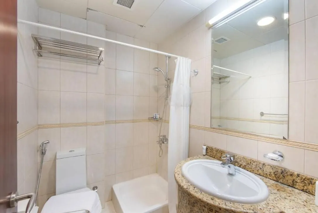 Scenic 2Br Near Beach In Princess Tower Marina Dubai