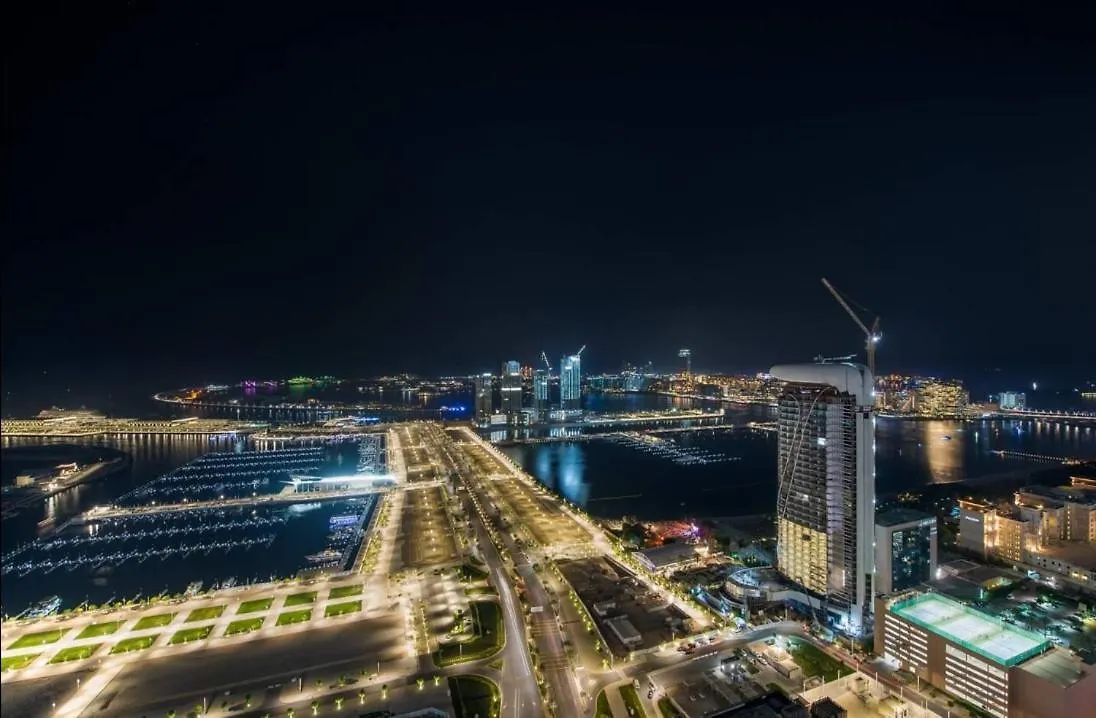 Apartment Scenic 2Br Near Beach In Princess Tower Marina Dubai