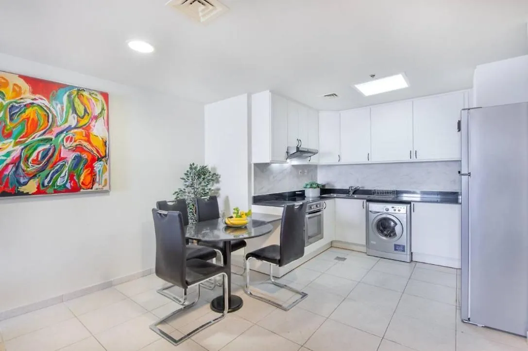 Scenic 2Br Near Beach In Princess Tower Marina Dubai