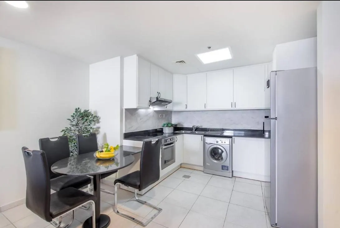 Scenic 2Br Near Beach In Princess Tower Marina Dubai Apartment